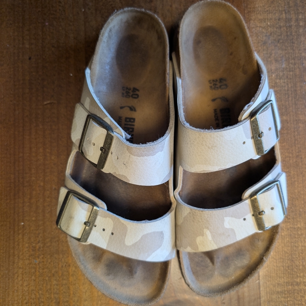 Birkenstock Arizona Camo Sandals size 40